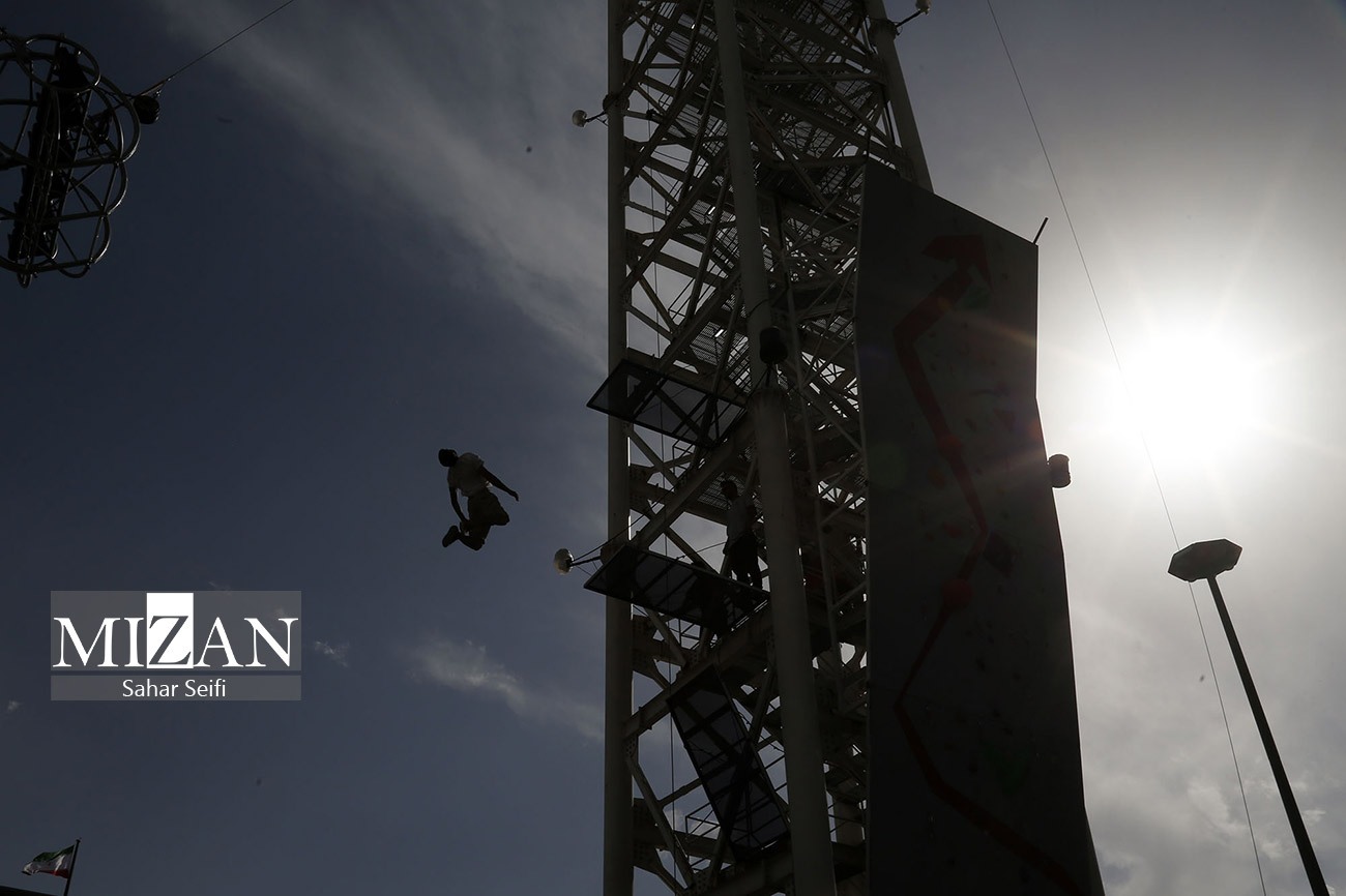 مسابقات کشوری شیرجه خیابانی در آدرنالین پارک تهران