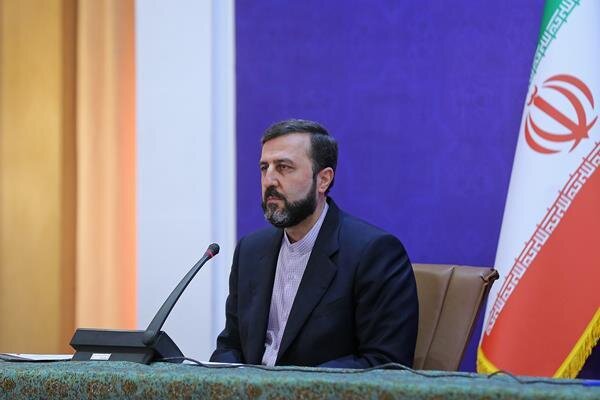 غریب‌آبادی: دو تبعه ایرانی و یک تبعه دانمارکی آزاد شدند