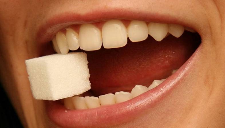 عادت های بد مخرب برای دندان های کودکان