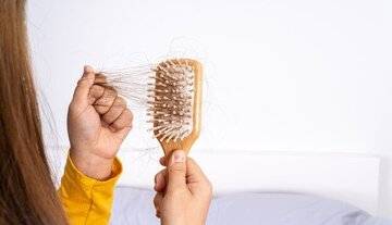 برای جلوگیری از ریزش مو چه بخوریم؟
