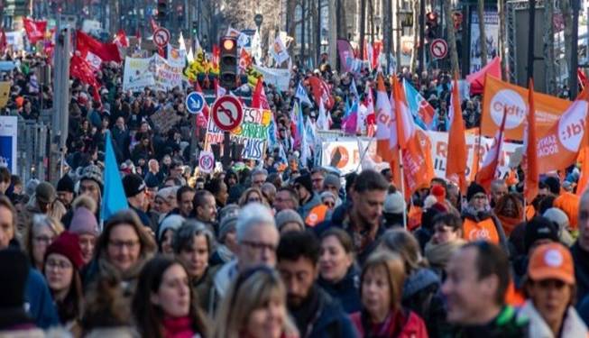 دور جدید اعتصاب فرانسوی‌ها علیه ماکرون