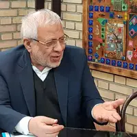 بادامچیان: کمونیست‌ها و فداییان چاره‌ای جز پذیرش رهبری امام نداشتند