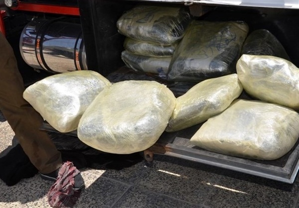 پاتک پلیس به قاچاقچیان مواد مخدر؛ کشف ۷۶۴ کیلوگرم تریاک از سوداگران مرگ