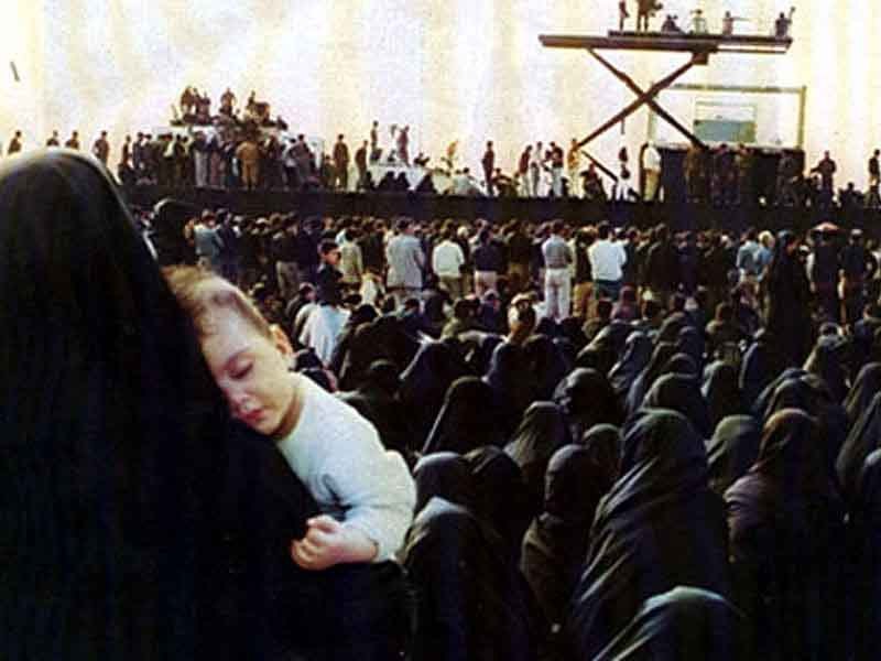 عکس/ ایام رحلت امام خمینی(ره) در خرداد ۱۳۶۸  