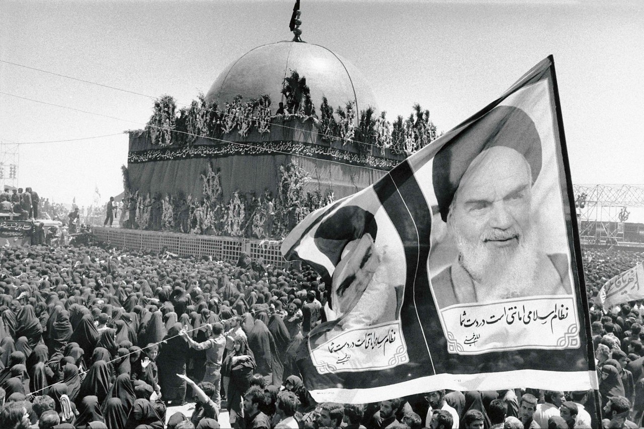 عکس/ ایام رحلت امام خمینی(ره) در خرداد ۱۳۶۸  