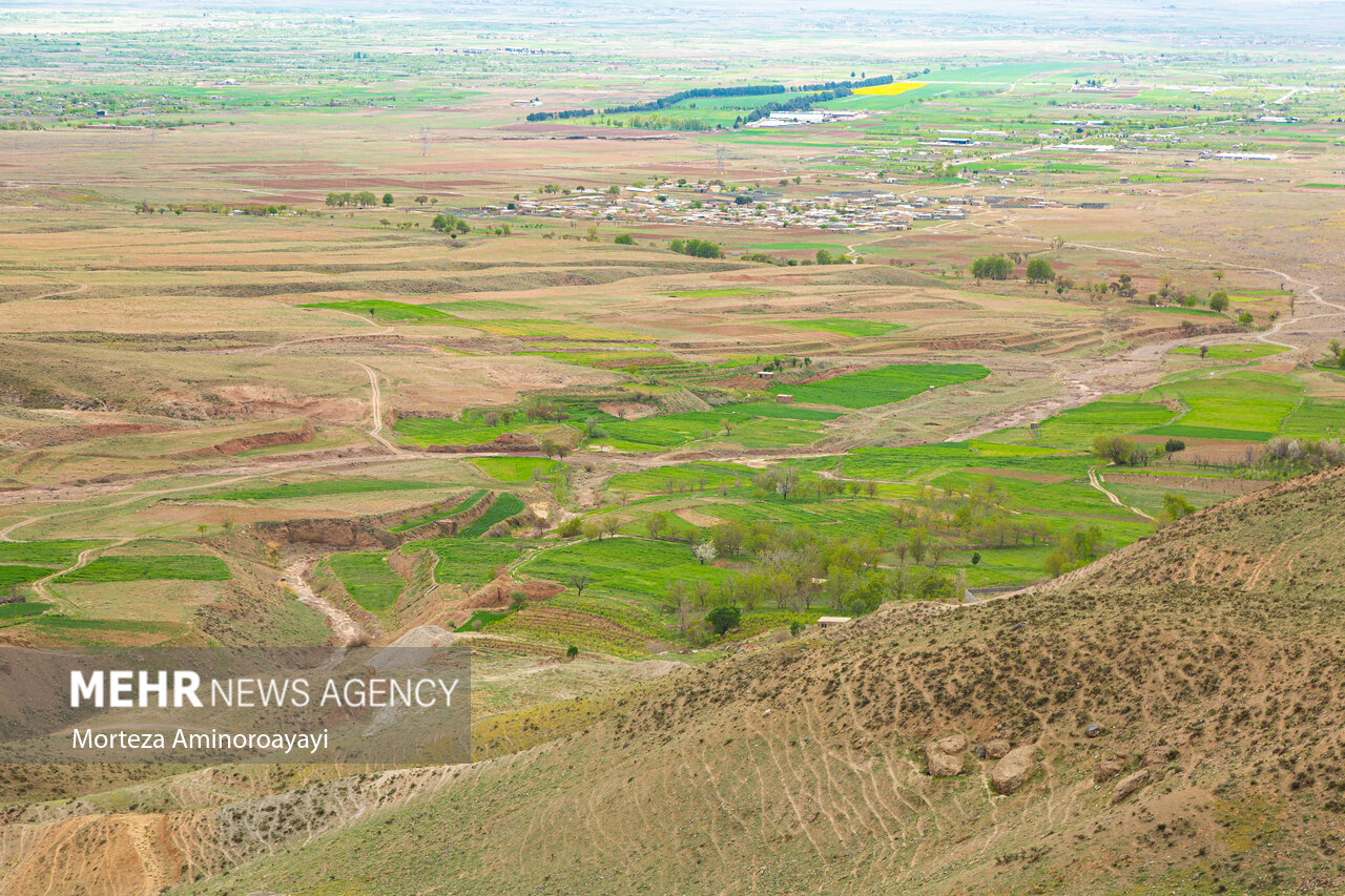 طبیعت بهاری بوژان