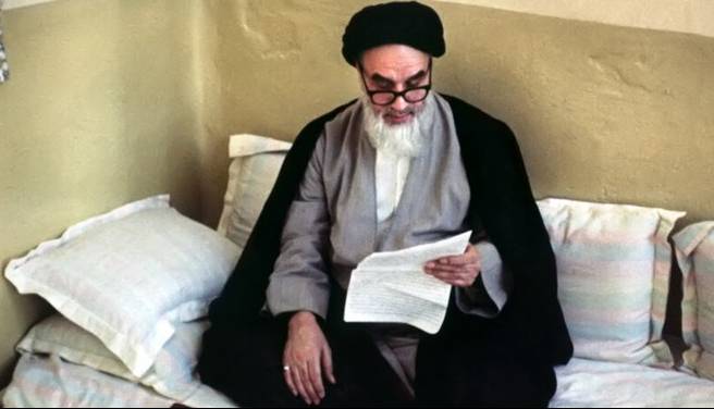 منظومه سپید امام(ره) برای همسر و دخترانش