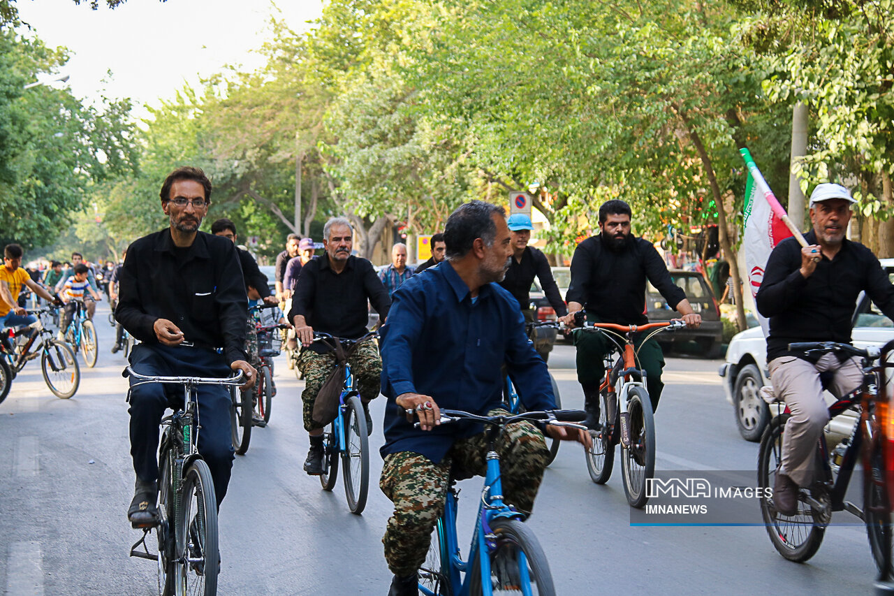 همایش دوچرخه سواری «عاشقان حسینی، رهروان خمینی» در اصفهان 
