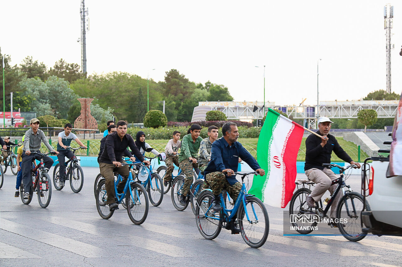 همایش دوچرخه سواری «عاشقان حسینی، رهروان خمینی» در اصفهان 