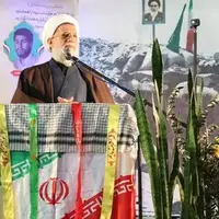رئیس عقیدتی سیاسی ارتش: اگر شبانه‌روز بابت «زعامت حضرت آقا» سجده کنیم، بازهم کم است