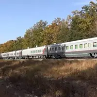 پرتاب شدن وحشتناک یک مرد از قطار پس از برخورد با میله +15