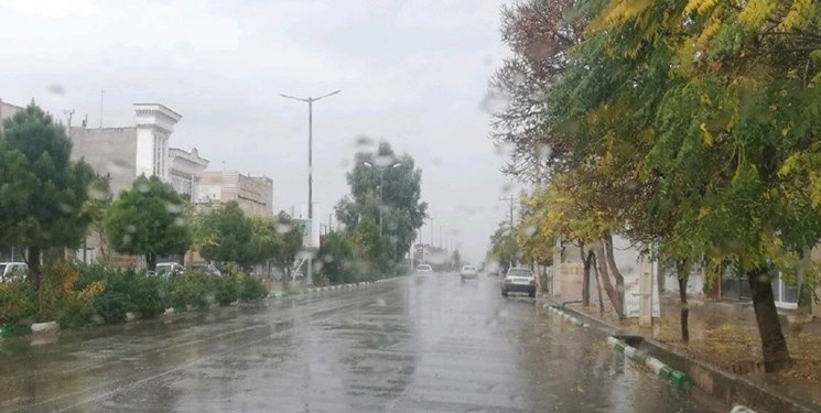 پیش‌بینی رگبار و وزش باد شدید در آسمان تهران