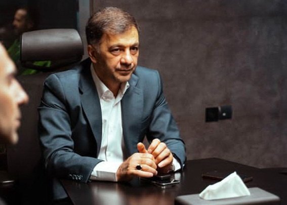 وعده مدیر عامل استقلال؛ مربی تیم می بندد نه باشگاه!