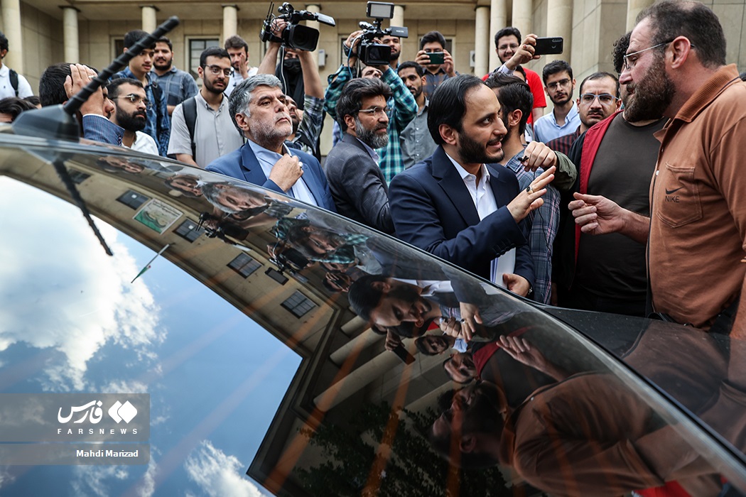حواشی جلسه پرسش و پاسخ دانشجویان با سخنگوی دولت