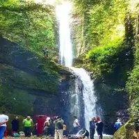  آبشار زیبای «دارنو» 