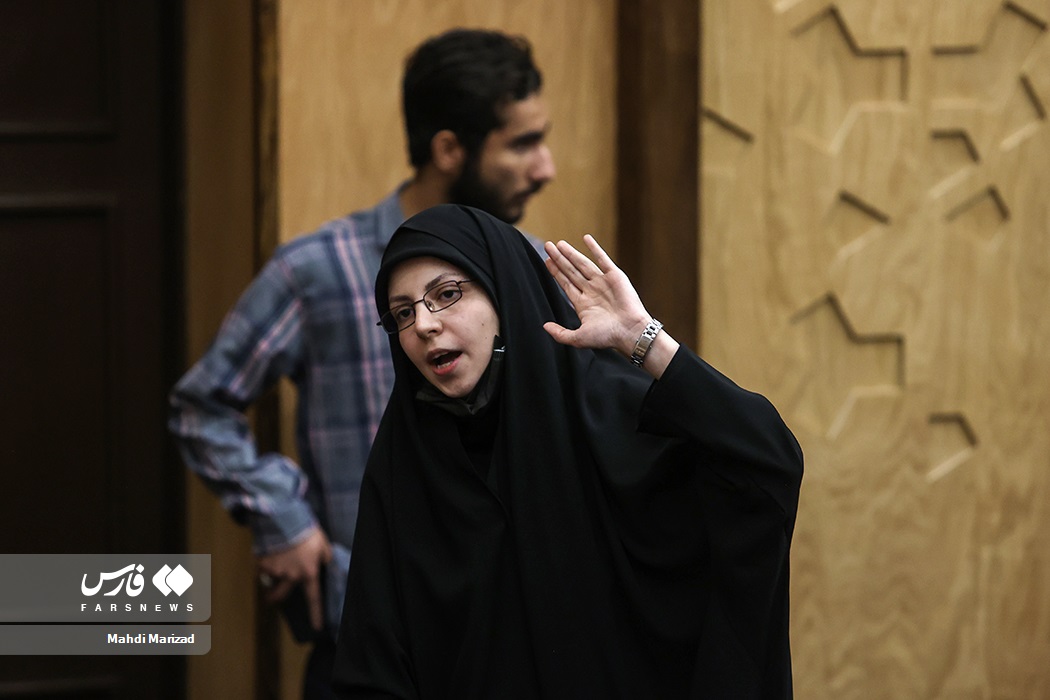 حواشی جلسه پرسش و پاسخ دانشجویان با سخنگوی دولت
