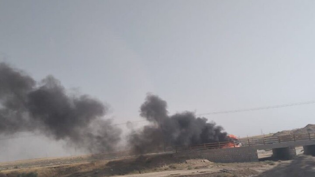 واژگونی و آتشسوزی خودرو در محور گناوه-دشتستان با یک فوتی