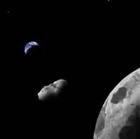 «شبه ماه» همسفر هزار ساله زمین؛ در مسیر برخورد با کره خاکی است؟  