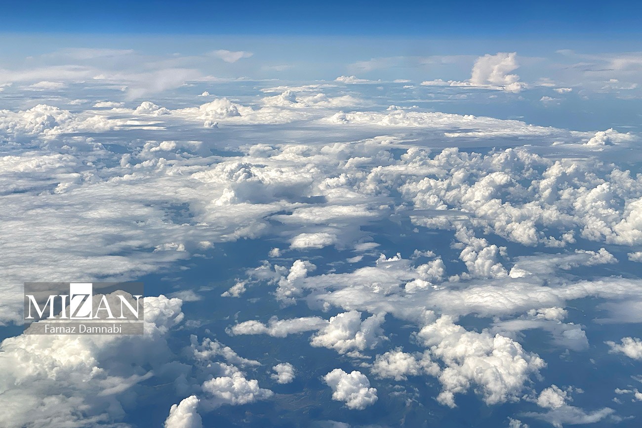 پرسه در میان ابر‌ها