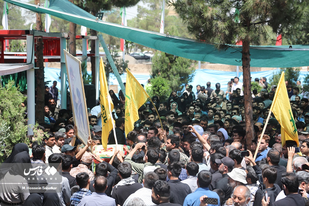 عکس/ بازگشت پیکر جوان ترین شهید مدافع حرم تیپ فاطمیون پس از 8 سال