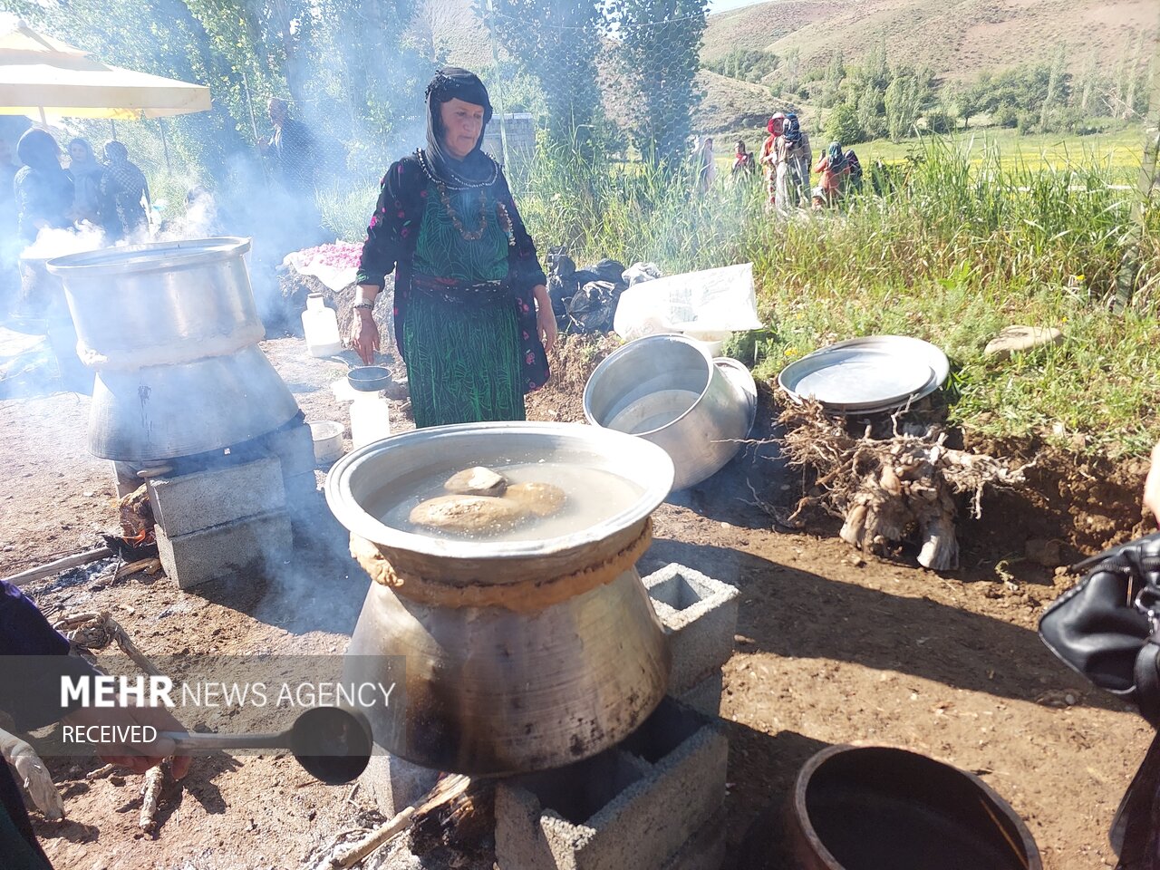 جشنواره گلاب‌گیری در کردستان