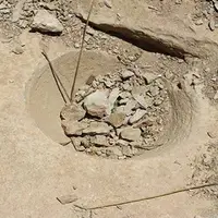 عکس/ دست اندازی به آثار تاریخی برای پیدا کردن گنج