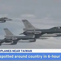تحرکات جنگنده‌ها و کشتی‌های نظامی چین اطراف تایوان