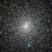 تصویر روز ناسا؛ خوشه ستاره‌ای کروی متراکم M15