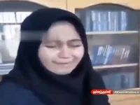 گریه‌ دختر نابینا به دلیل نداشتن منشی در جلسه امتحان و دستور وزیر آموزش و پرورش