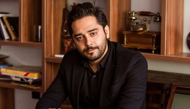 اجرایی زیبا از قطعه آذربایجانی «ساری گلین» توسط حسین ضروری