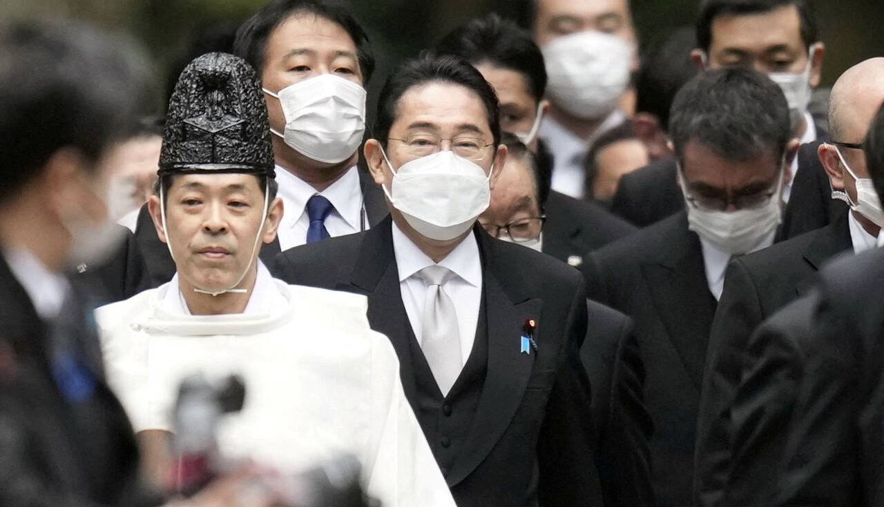 کاهش شدید محبوبیت کابینه ژاپن