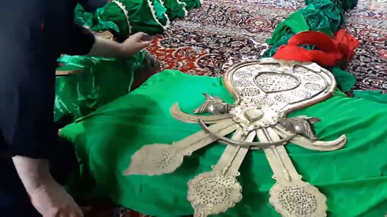 برگزاری آیین علم بندان در ماسوله