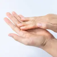 انگشتانی که بیماری قلبی را نشان می‌دهند