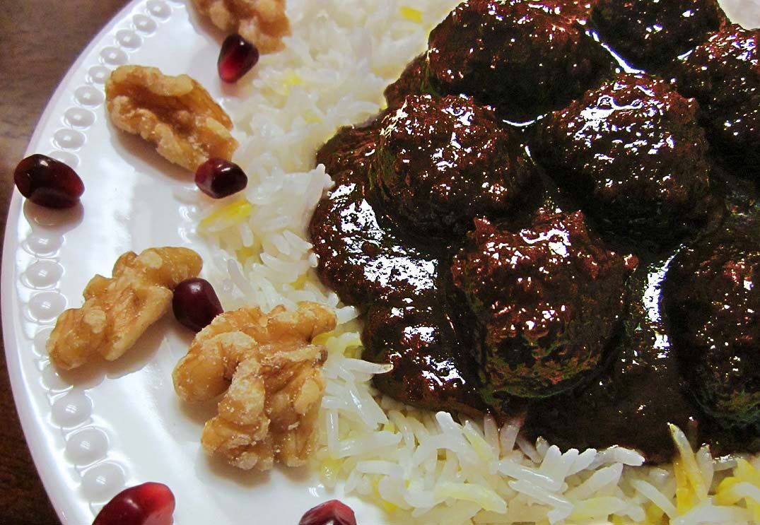 انواع شیرینی و غذا با گردو