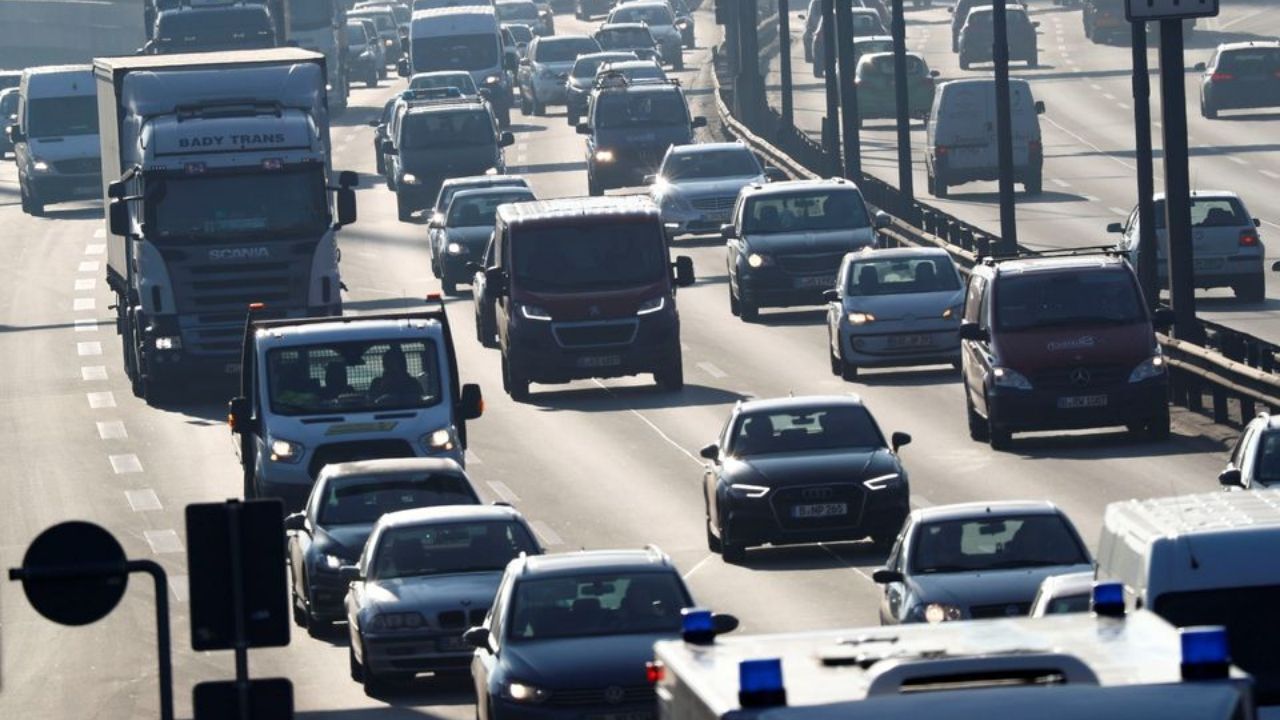 مشکلات ادامه دار صنعت خودروی آلمان با کمبود تراشه