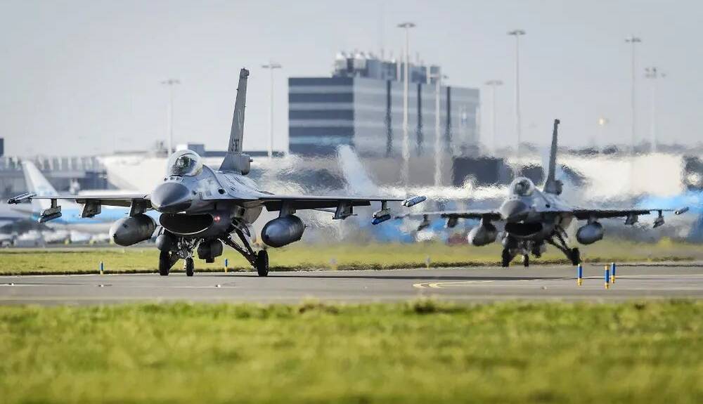 ادعای رهگیری بمب افکن‌های روسی از سوی نیروی هوایی دانمارک