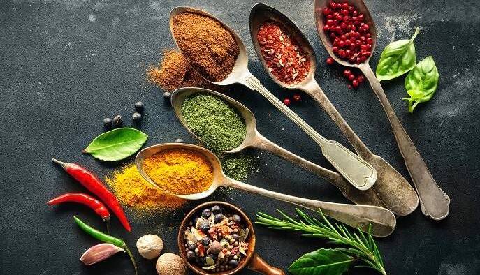 سبزی خشک و ادویه‌ها کی خراب می‌شوند؟