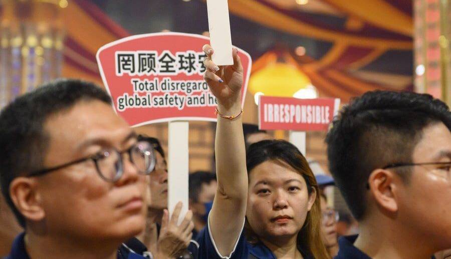 مردم مالزی هم به جمع مخالفان رهاسازی پساب فوکوشیما پیوستند