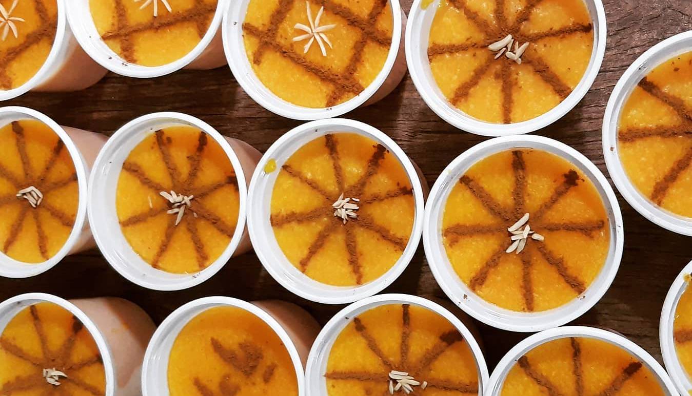 طرز تهیه شله زرد نذری برای 50 و 200 نفر با میزان دقیق مواد اولیه و نکات آن