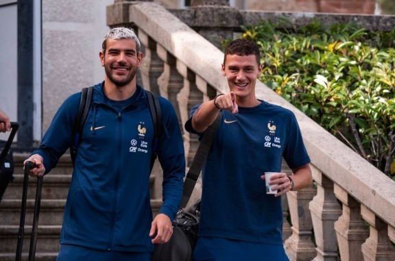 اخبار حاشیه‌ای از زندگی فوتبالیست‌ها