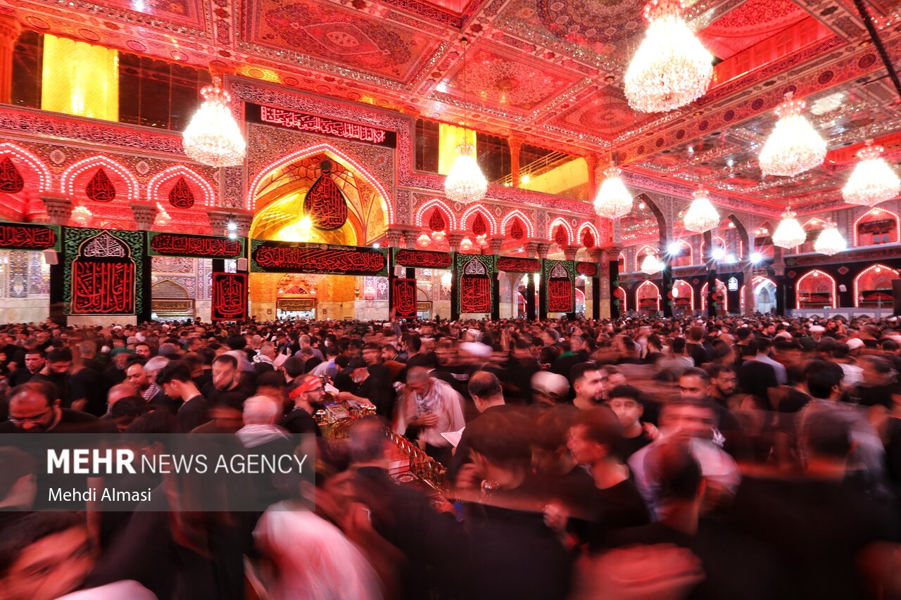 حال‌وهوای شب جمعه حرم امام حسین(ع)
