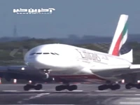 فرود بسیار سخت و خطرناک ایرباس A380 روی باند فرودگاه!