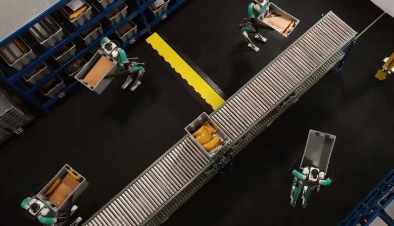 اولین کارخانه ربات انسان نما در جهان