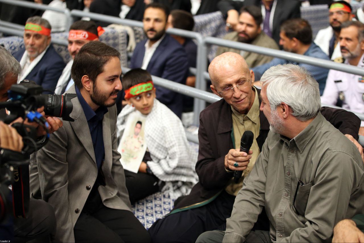 جمعی از هنرمندان و اهالی سینما در دیدار امروز رهبر انقلاب
