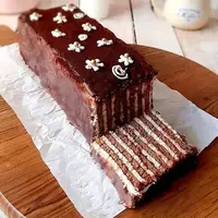 طرز تهیه یه کیک یخچالی ساده و خوشمزه!