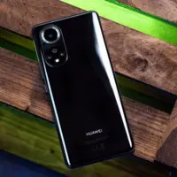 هواوی به بازار گوشی‌های میان‌رده 5G برمی‌گردد