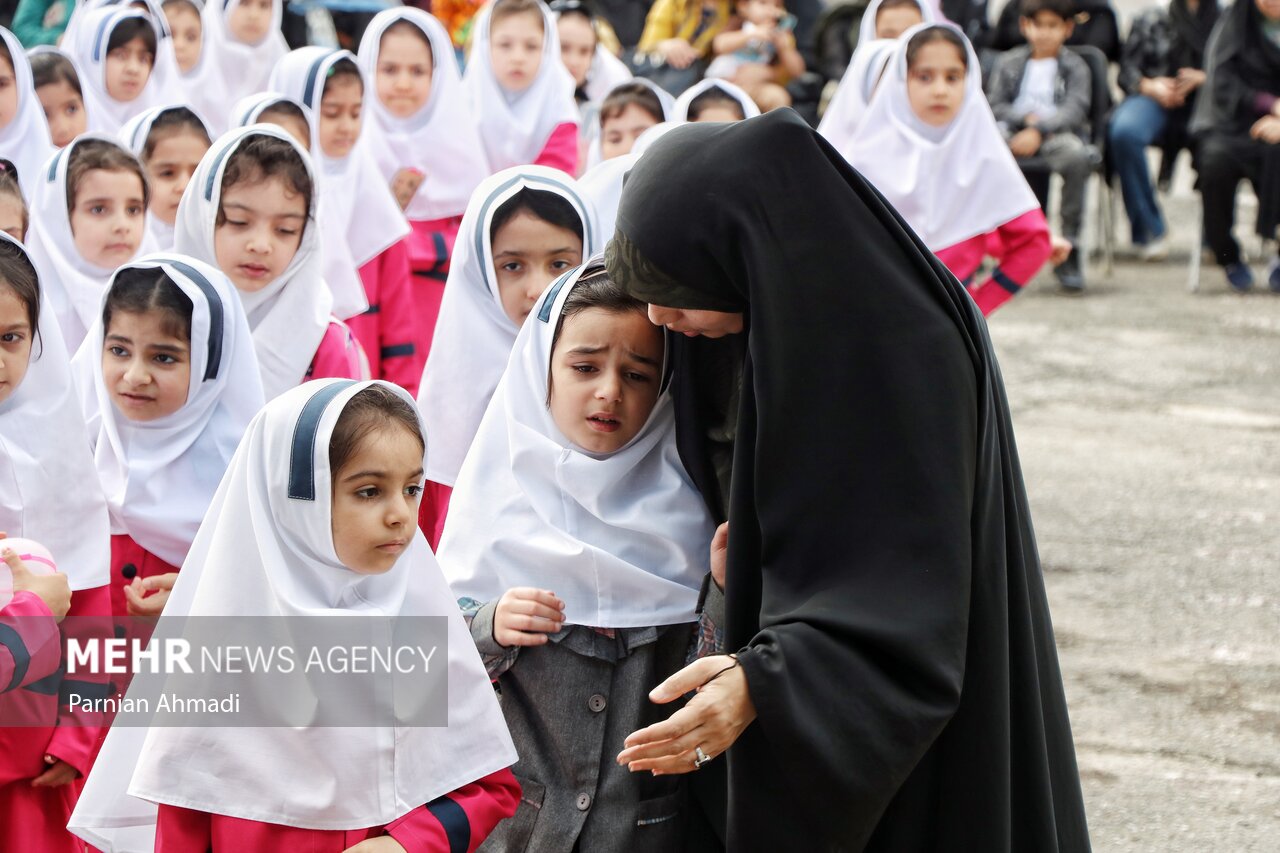 جشن شکوفه‌ها در آمل