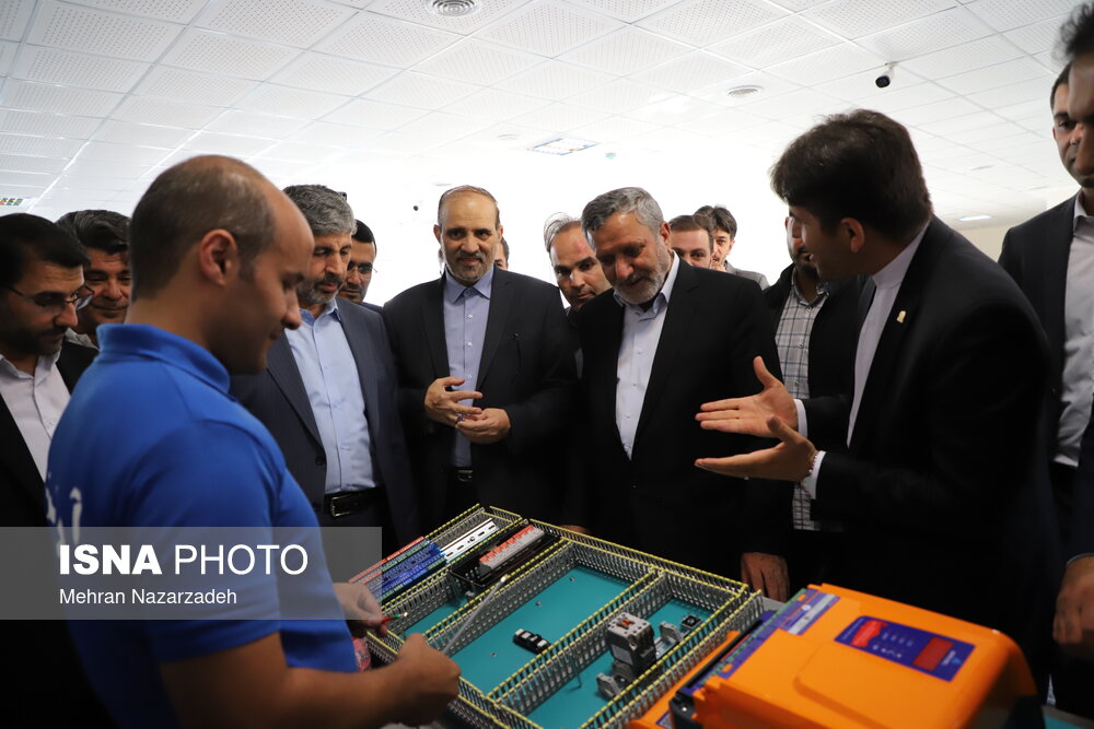 عکس/ افتتاح بزرگترین مرکز سنجش صلاحیت حرفه‌ای کشور در تبریز