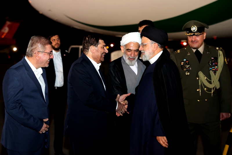 عکس/ بازگشت رئیس جمهور از نیویورک 
