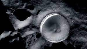 تصویر جذاب ناسا از قطب جنوب ماه، 3 محل احتمالی فرود مأموریت آرتمیس 3 را نشان می‌دهد